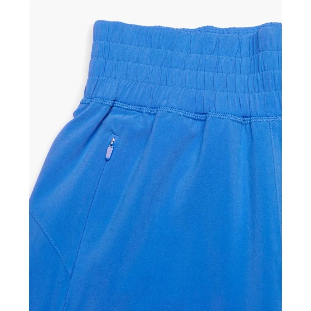 Aritzia TNA Active Boomerang Jogger Pants